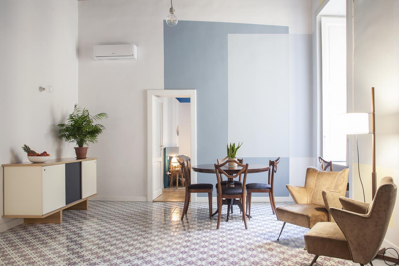 Superotium Bed & Breakfast เนเปิลส์ ภายนอก รูปภาพ